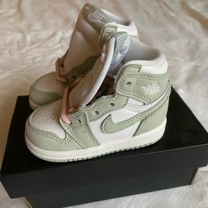 Jordan 1 Seafoam TD Size 4C